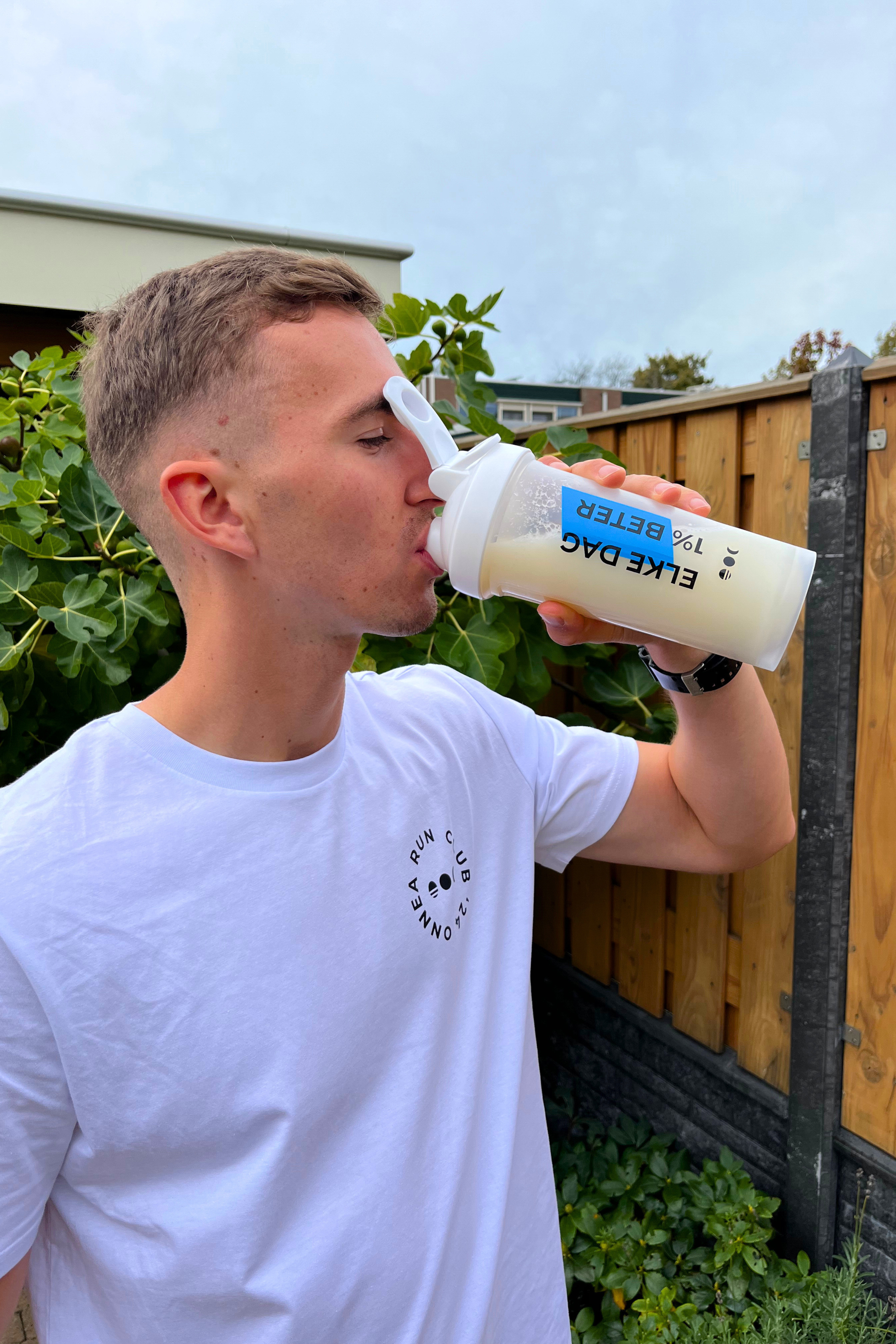 Onnea Shaker Bottle - Snow White Onnea