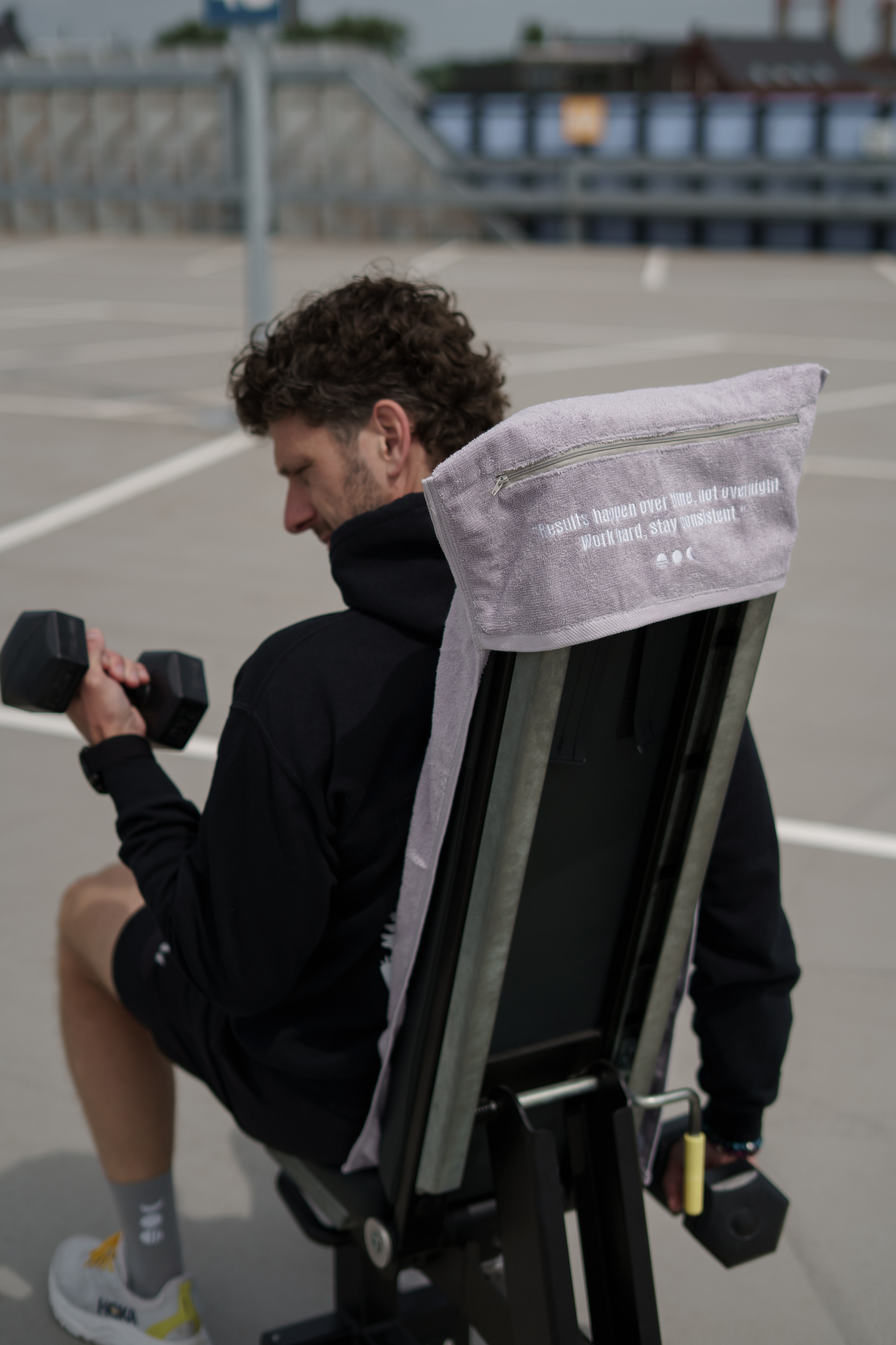 ONNEA GYM HANDDOEK | ZWART & GRIJS Onnea