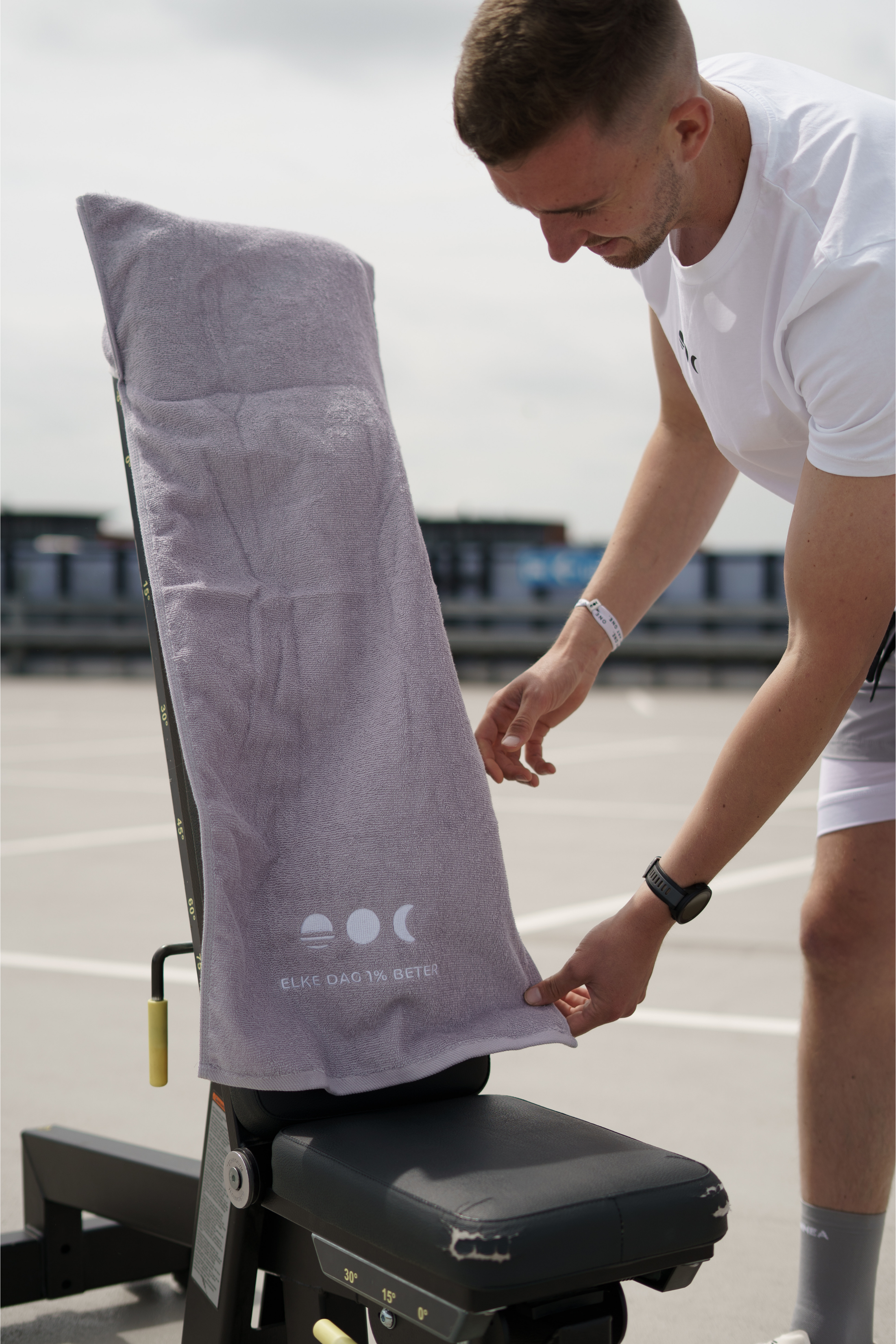 ONNEA GYM HANDDOEK | ZWART & GRIJS Onnea