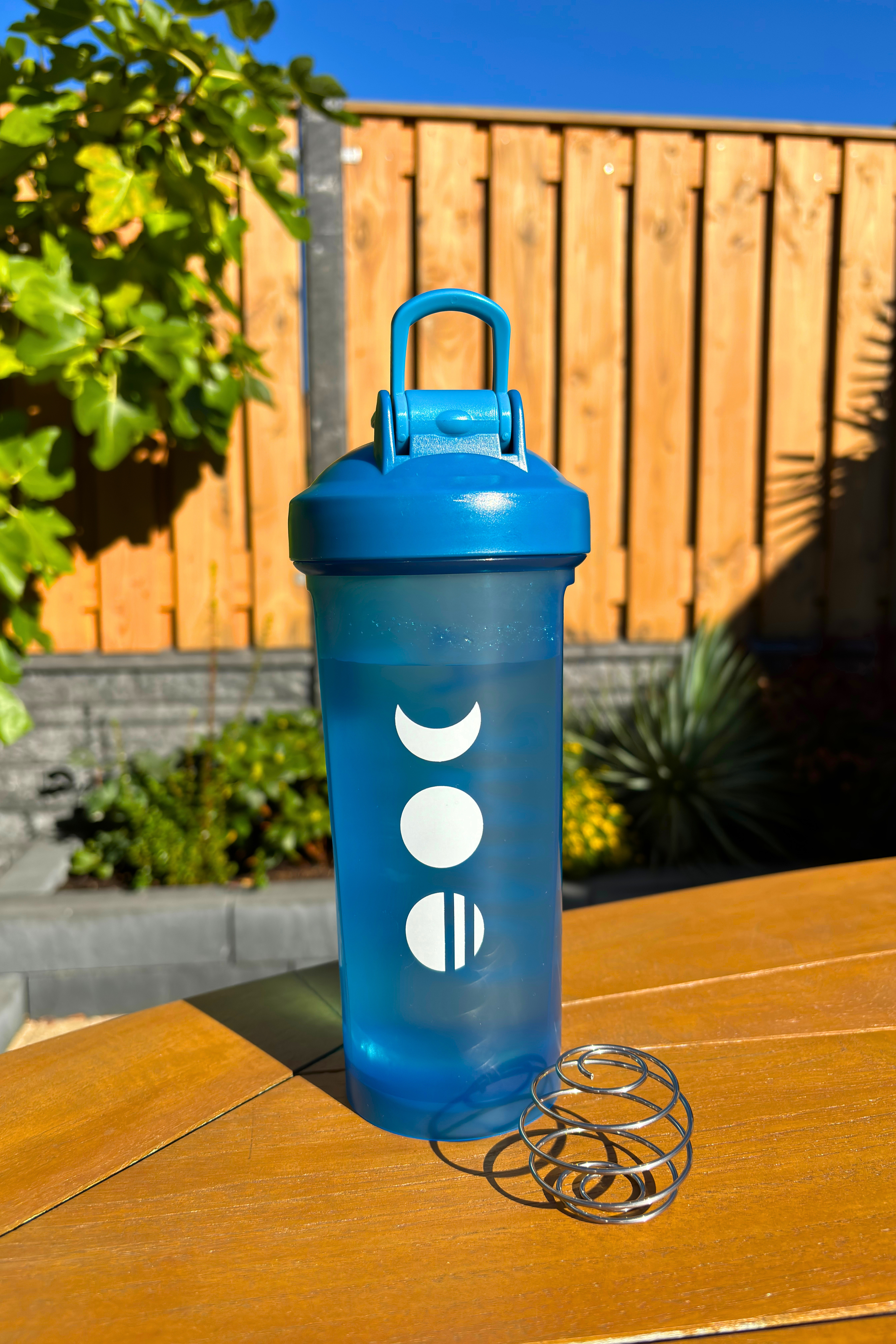 Special Onnea Shaker Bottle - Sea Blue Onnea