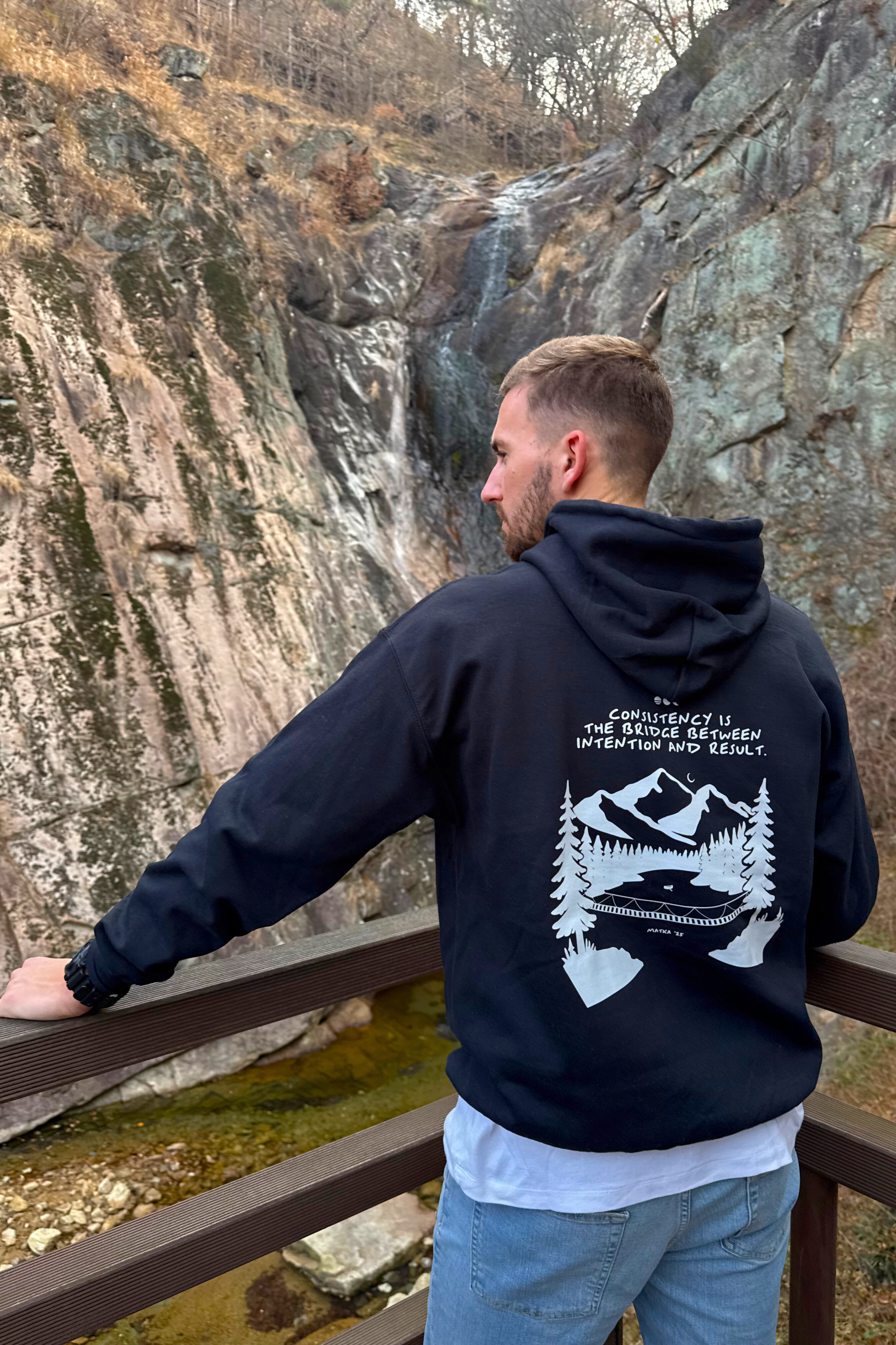 Onnea Hoodie - Midnight Black Onnea