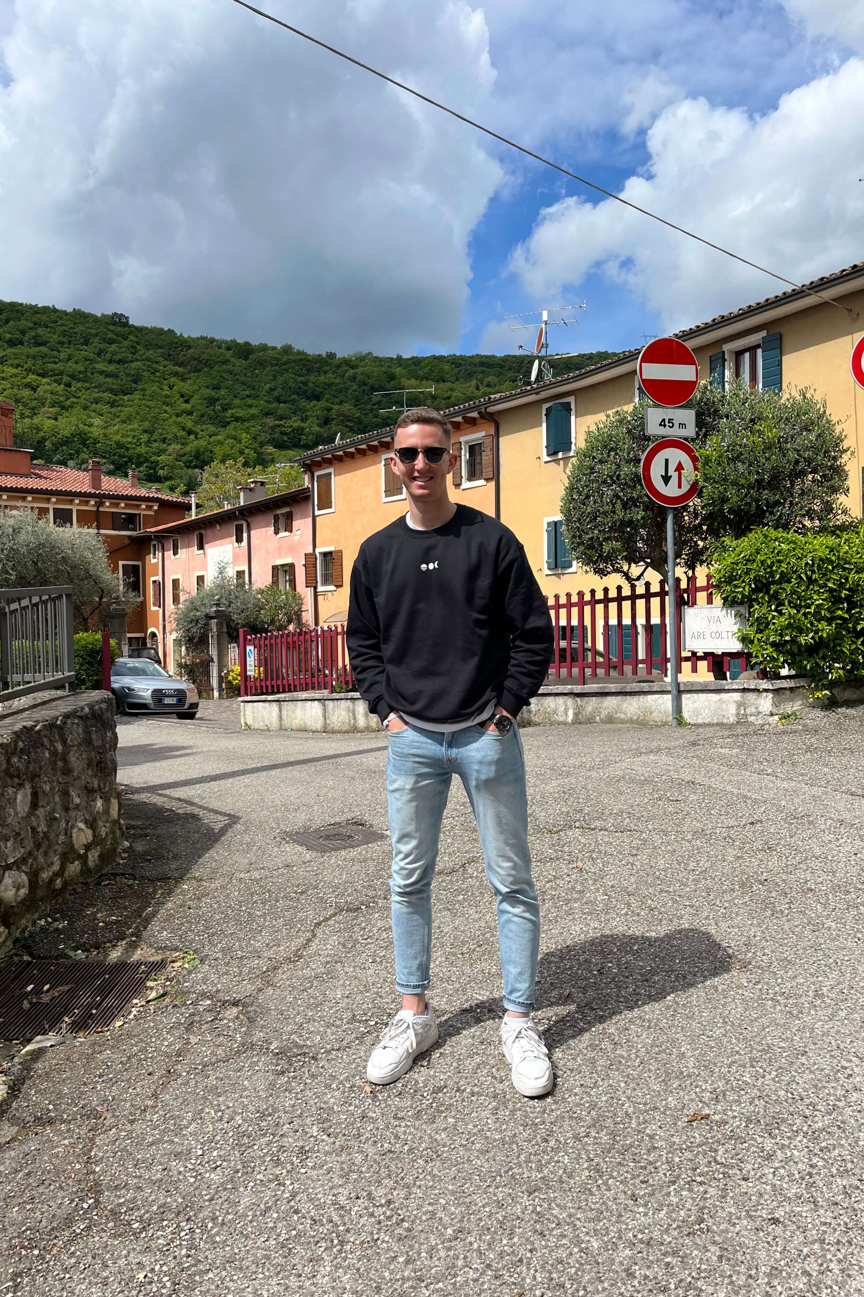 Onnea Verona Sweater | Sand Onnea