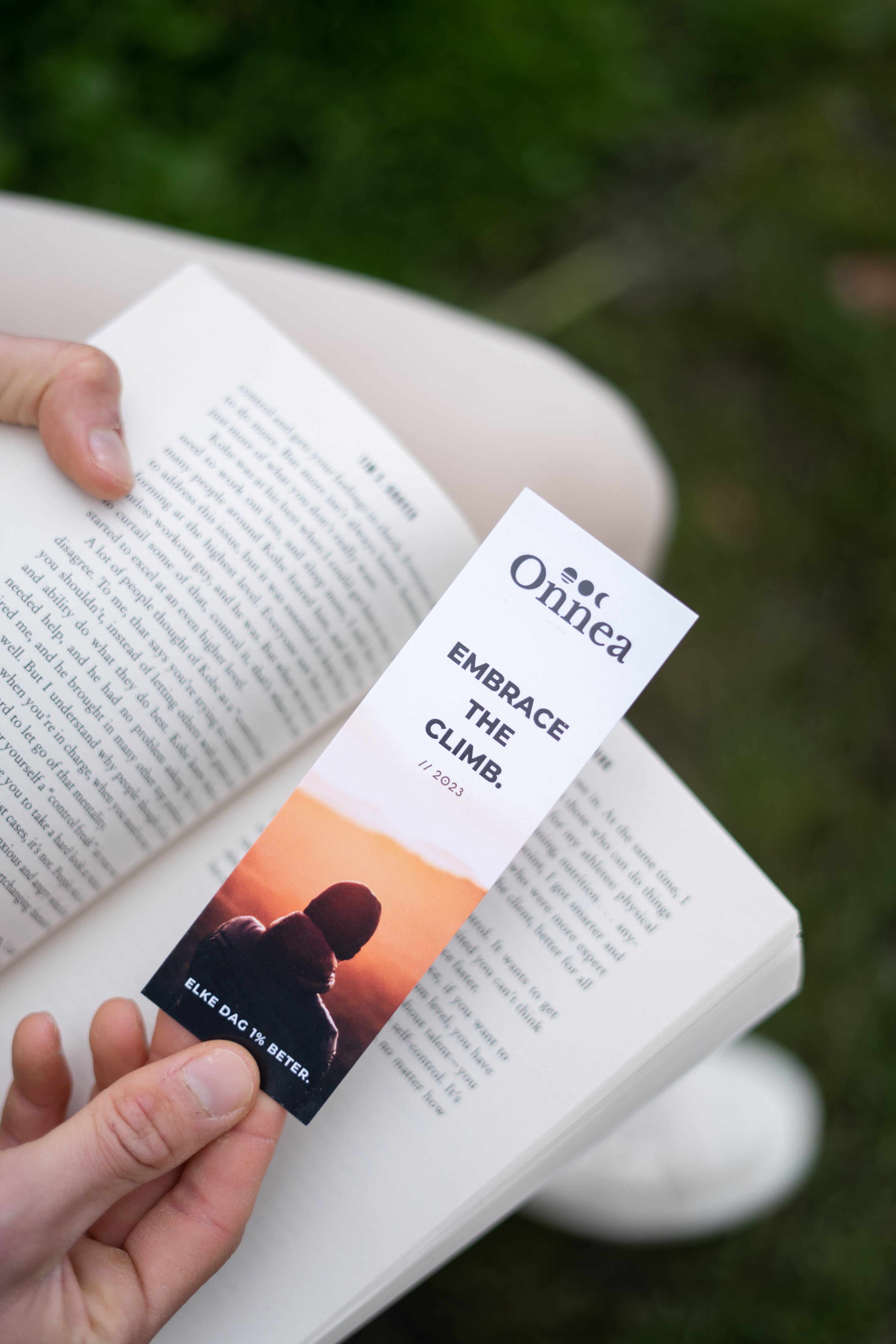 EMBRACE THE CLIMB ONNEA BOEKENLEGGER Onnea