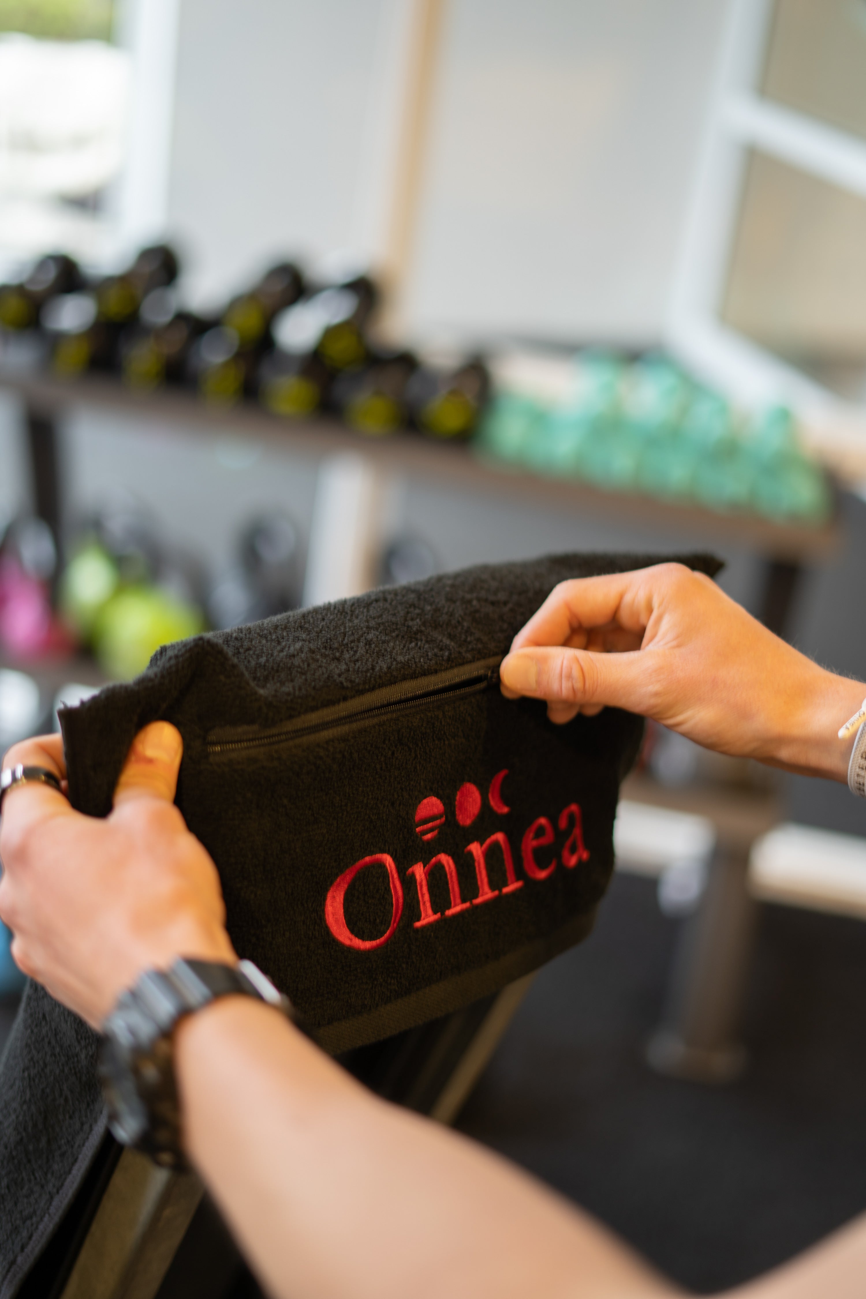 ONNEA GYM HANDDOEK - MIDNIGHT BLACK Onnea