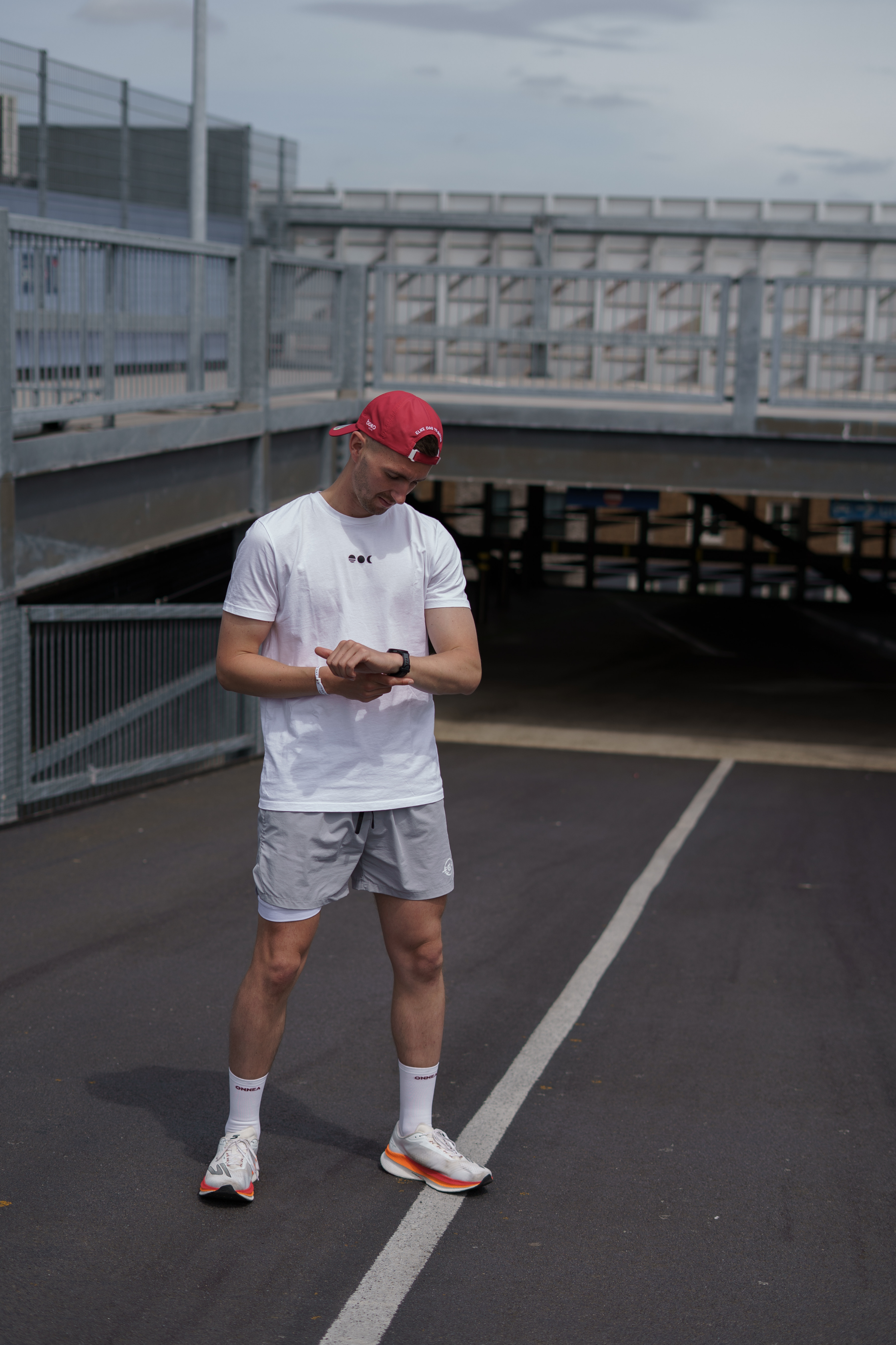 ONNEA PERFORMANCE CAP | BORDEAUX, GRIJS, ZWART Onnea